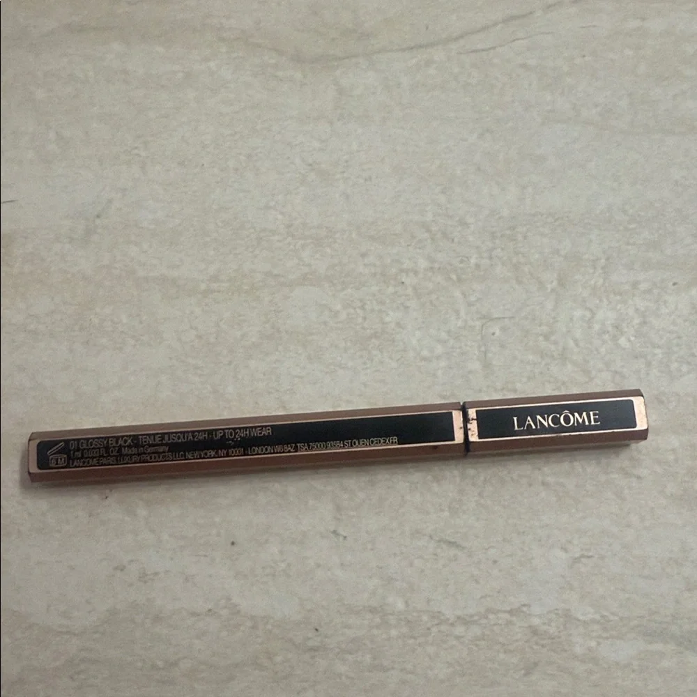 Idôle Ultra Precise Waterproof Eyeliner - Black